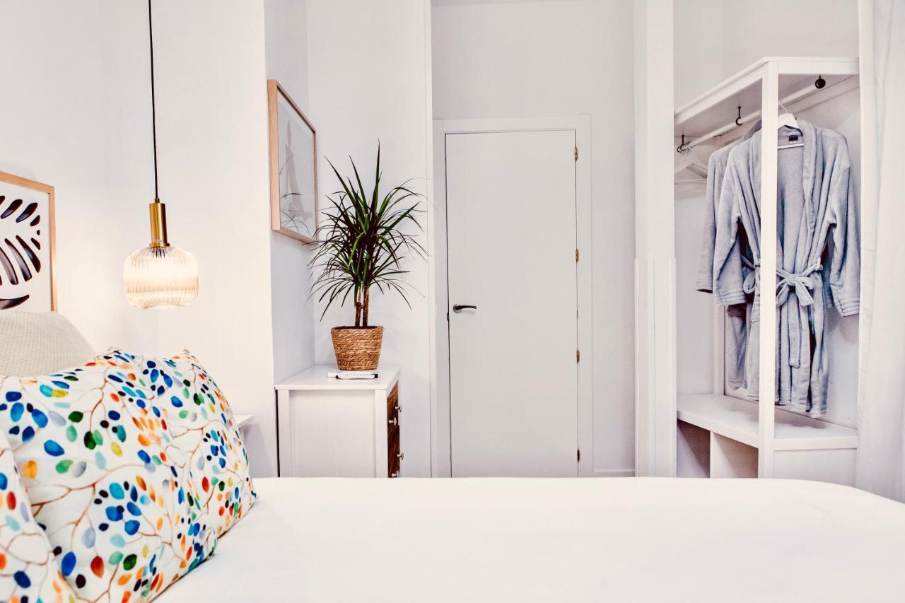 Calle Rodas 3 Central 5 Stars Apartment In Madrid For 6 People Kültér fotó